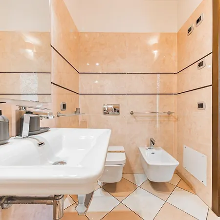 Immobo Panorama - Piazza Maggiore View Bolonia