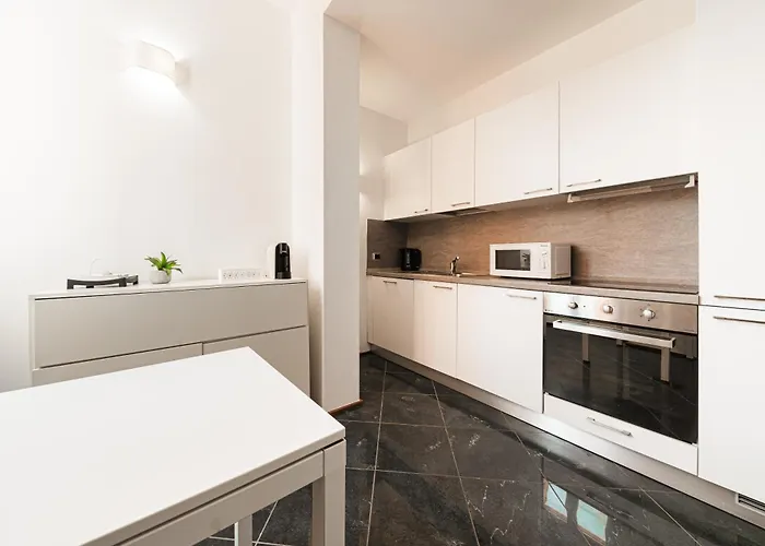 Immobo Panorama - Piazza Maggiore View * Bologna