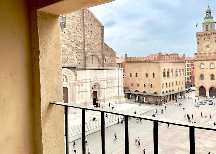 아파트 Immobo Panorama - Piazza Maggiore View 볼로냐