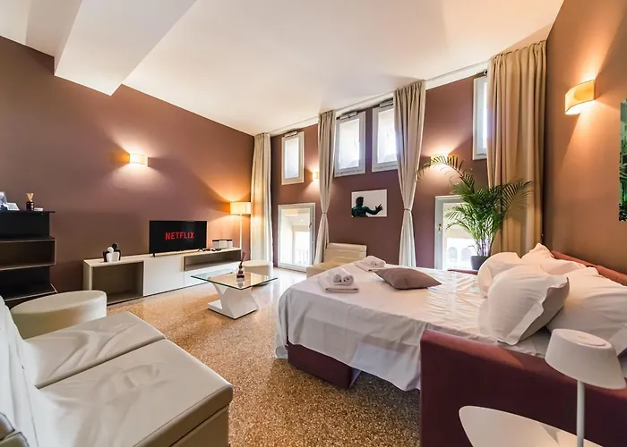 Immobo Panorama - Piazza Maggiore View 볼로냐