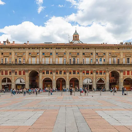 Immobo Panorama - Piazza Maggiore View Daire Bolonya
